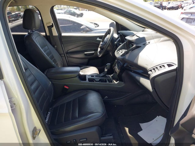 Ford Escape Titanium 2017 1FMCU0J9XHUA65016 Image 5