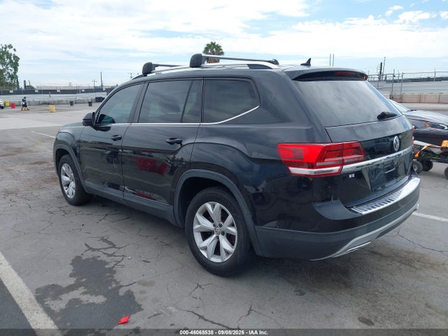 Продаж на аукціоні авто 2018 Volkswagen Atlas 3.6l V6 Se, vin: 1V2CR2CAXJC571884, номер лоту: 46068538