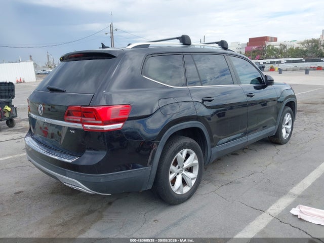 Продаж на аукціоні авто 2018 Volkswagen Atlas 3.6l V6 Se, vin: 1V2CR2CAXJC571884, номер лоту: 46068538