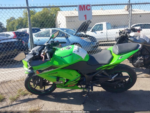 Продажа на аукционе авто 2008 Kawasaki Ex250 J, vin: JKAEXMJ178DA10543, номер лота: 46068563
