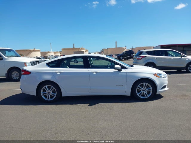 2018 Ford Fusion Hybrid S მანქანა იყიდება აუქციონზე, vin: 3FA6P0UU0JR243687, აუქციონის ნომერი: 46068573