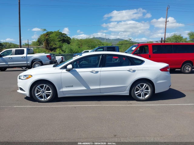 2018 Ford Fusion Hybrid S მანქანა იყიდება აუქციონზე, vin: 3FA6P0UU0JR243687, აუქციონის ნომერი: 46068573