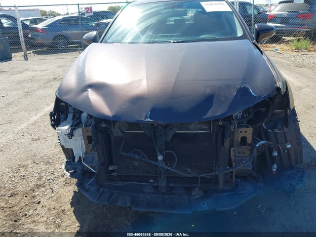 2012 Lexus Ct 200h Premium მანქანა იყიდება აუქციონზე, vin: JTHKD5BHXC2110607, აუქციონის ნომერი: 46068586