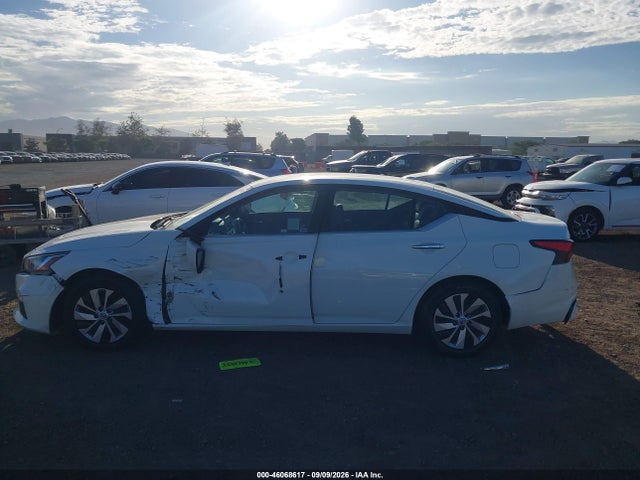 46068617 :رقم المزاد ، 1N4BL4BV0LC163935 vin ، 2020 Nissan Altima S Fwd مزاد بيع