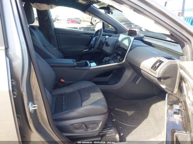 Subaru Solterra Limited 2024 JTMABABA1RA070253 Image 5
