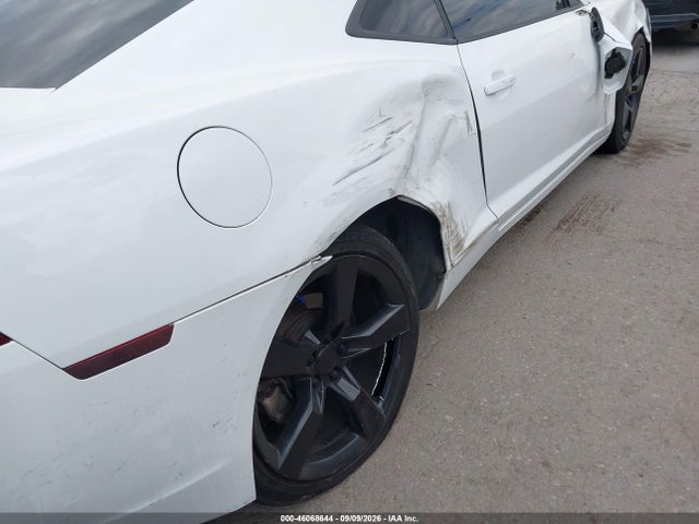 Продаж на аукціоні авто 2015 Chevrolet Camaro 2ls, vin: 2G1FB1E39F9251569, номер лоту: 46068644