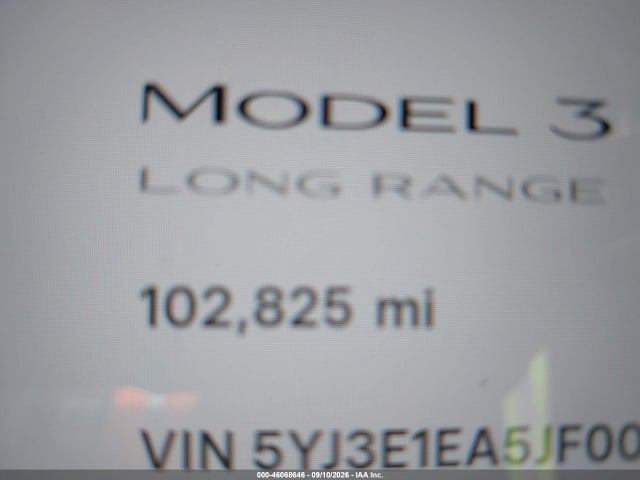 Tesla Model 3 Long Range/mid Range 2018 5YJ3E1EA5JF005302 Image 15
