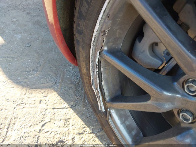 Tesla Model 3 Long Range/mid Range 2018 5YJ3E1EA5JF005302 Image 19