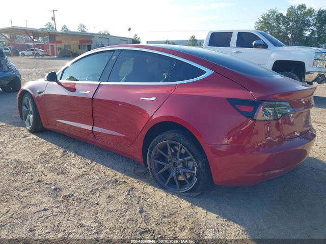 Tesla Model 3 Long Range/mid Range 2018 5YJ3E1EA5JF005302 Image 3
