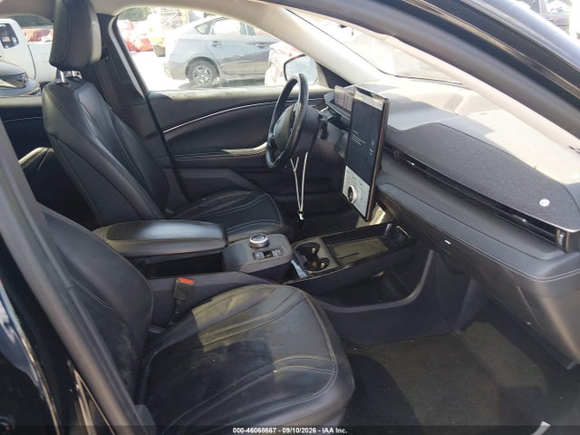 2024 Ford Mustang Mach-e Premium მანქანა იყიდება აუქციონზე, vin: 3FMTK3R70RMA22725, აუქციონის ნომერი: 46068667