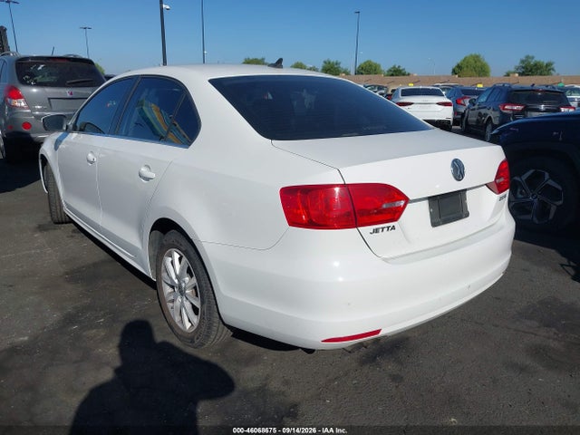 46068675 :رقم المزاد ، 3VWDP7AJ0DM410200 vin ، 2013 Volkswagen Jetta 2.5l Se مزاد بيع