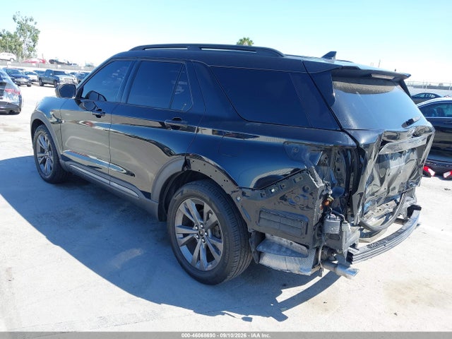 Ford EXPLORER XLT 2021 1FMSK7DH2MGA16561 Image 3