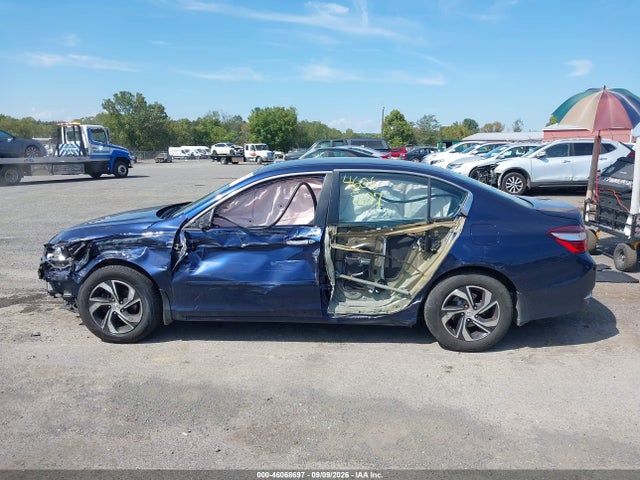 Продажа на аукционе авто 2017 Honda Accord Lx, vin: 1HGCR2F35HA101431, номер лота: 46068697