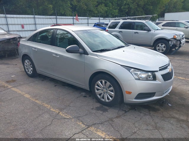 Продаж на аукціоні авто 2011 Chevrolet Cruze Ls, vin: 1G1PC5SH0B7103153, номер лоту: 46068706