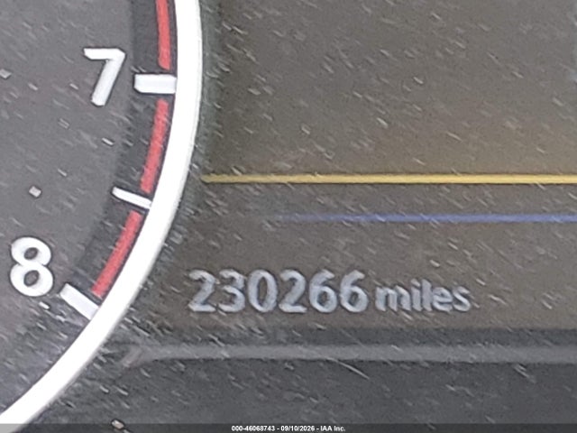 46068743 :رقم المزاد ، 5N1AZ2MGXFN217608 vin ، 2015 Nissan Murano Sv مزاد بيع