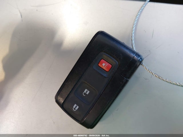 2006 Toyota Prius მანქანა იყიდება აუქციონზე, vin: JTDKB20U563168838, აუქციონის ნომერი: 46068762