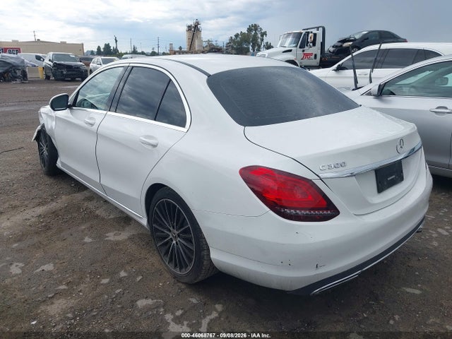 Mercedes-Benz C 300 2019 55SWF8DB8KU320723 Image 3