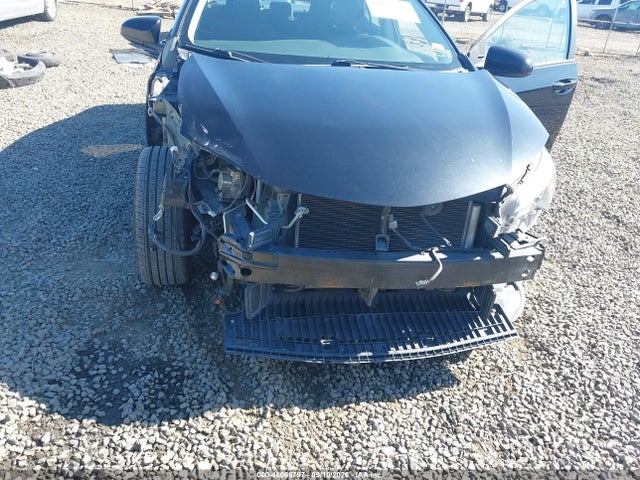 Aukcja sprzedaży 2018 Toyota Corolla Le, vin: 5YFBURHE3JP789060, numer aukcji: 46068797