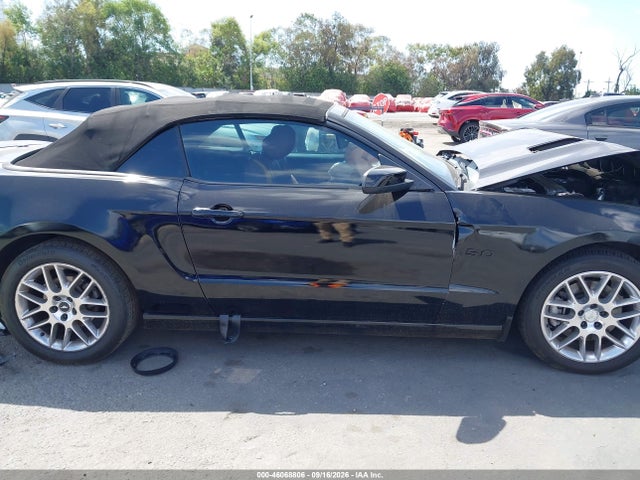 2013 Ford Mustang Gt Premium მანქანა იყიდება აუქციონზე, vin: 1ZVBP8FF2D5226982, აუქციონის ნომერი: 46068806