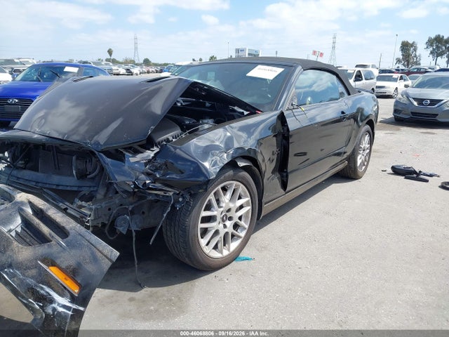 2013 Ford Mustang Gt Premium მანქანა იყიდება აუქციონზე, vin: 1ZVBP8FF2D5226982, აუქციონის ნომერი: 46068806
