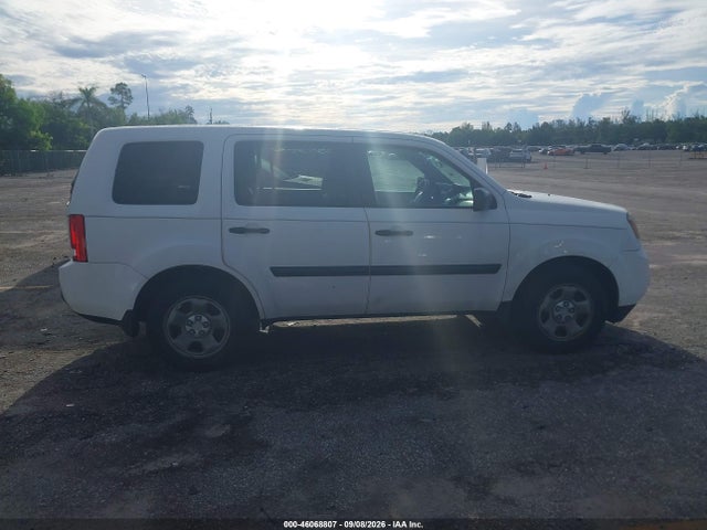 46068807 :رقم المزاد ، 5FNYF4H21FB062385 vin ، 2015 Honda Pilot Lx مزاد بيع