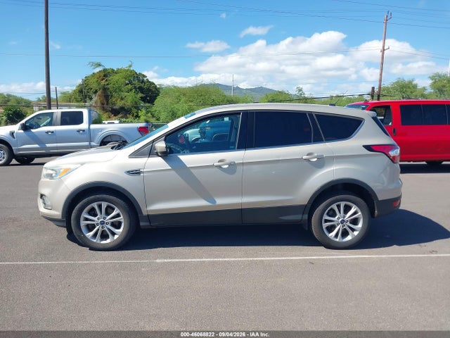 Ford ESCAPE SE 2017 1FMCU9GD2HUB08764 Image 18