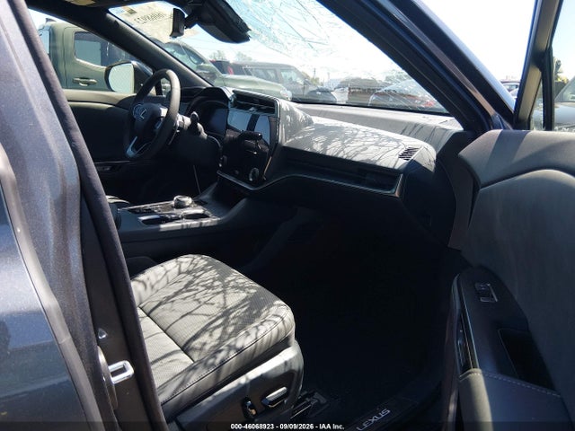 Lexus Rz 350e Premium 2026 JTJBDADB6TA001678 Image 5