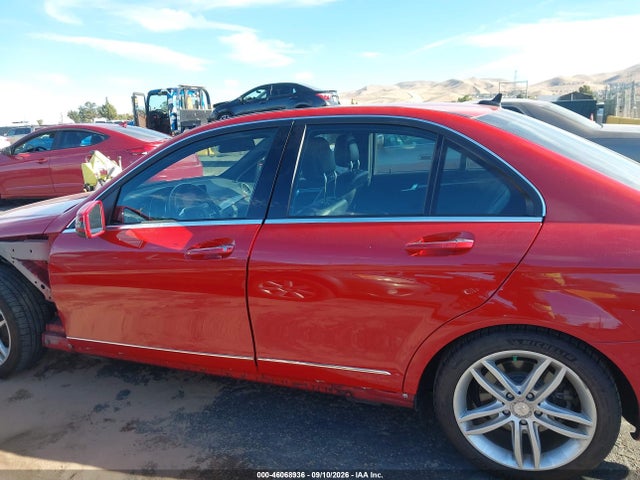 Продаж на аукціоні авто 2012 Mercedes-benz C 250 Sport, vin: WDDGF4HB4CR211816, номер лоту: 46068936