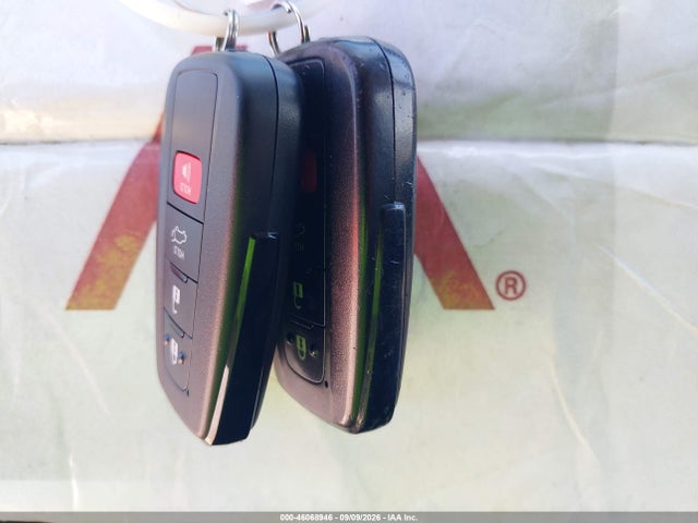 46068946 :رقم المزاد ، JTMC1RFV8KJ001654 vin ، 2019 Toyota Rav4 Xle Premium مزاد بيع