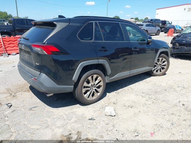 46068946 :رقم المزاد ، JTMC1RFV8KJ001654 vin ، 2019 Toyota Rav4 Xle Premium مزاد بيع