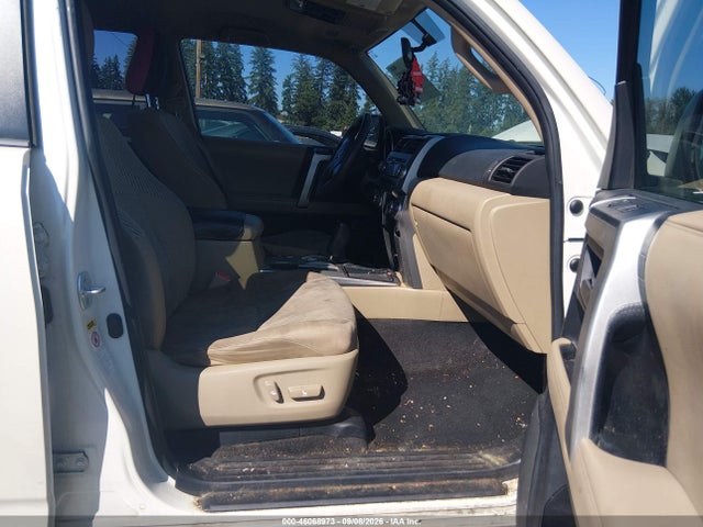 Продаж на аукціоні авто 2011 Toyota 4runner Sr5 V6, vin: JTEZU5JR9B5024160, номер лоту: 46068973