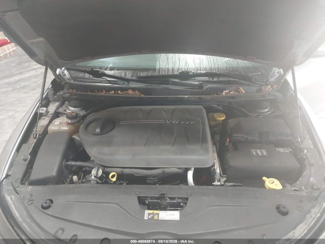 Chrysler 200 S 2015 1C3CCCDGXFN656896 Image 10
