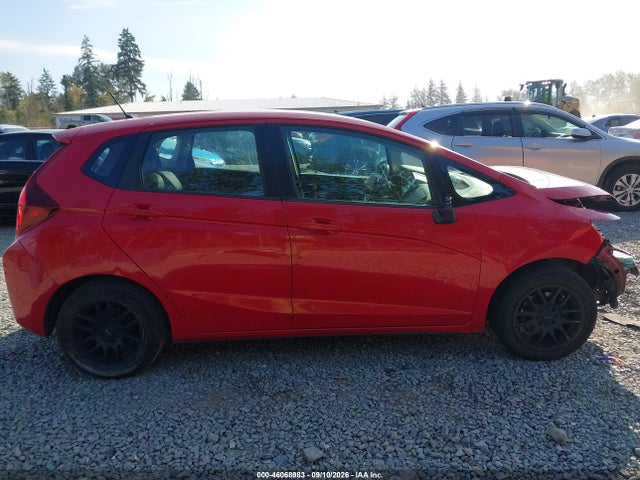 Honda FIT LX 2017 3HGGK5G53HM702833 Image 14