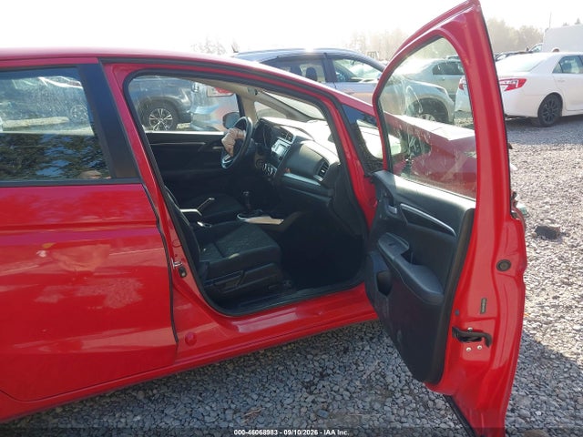 Honda FIT LX 2017 3HGGK5G53HM702833 Image 5