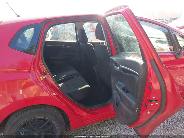 Honda FIT LX 2017 3HGGK5G53HM702833 Image 8