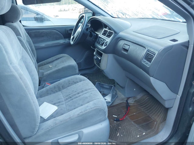 Продажа на аукционе авто 2001 Toyota Sienna Le, vin: 4T3ZF13C11U366323, номер лота: 46069008