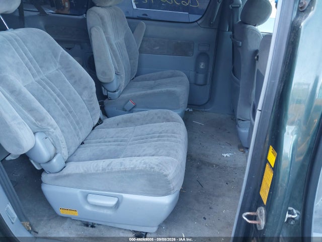 Продажа на аукционе авто 2001 Toyota Sienna Le, vin: 4T3ZF13C11U366323, номер лота: 46069008