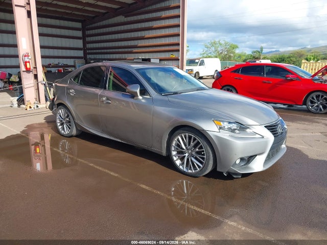 46069024 :رقم المزاد ، JTHBF1D21E5018590 vin ، 2014 Lexus Is 250 مزاد بيع