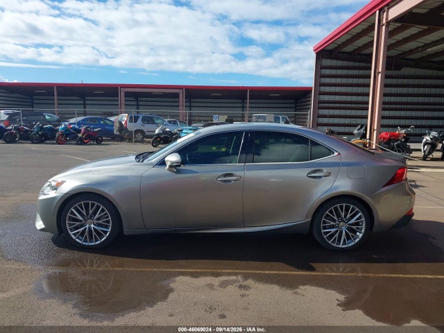 2014 Lexus Is 250 მანქანა იყიდება აუქციონზე, vin: JTHBF1D21E5018590, აუქციონის ნომერი: 46069024