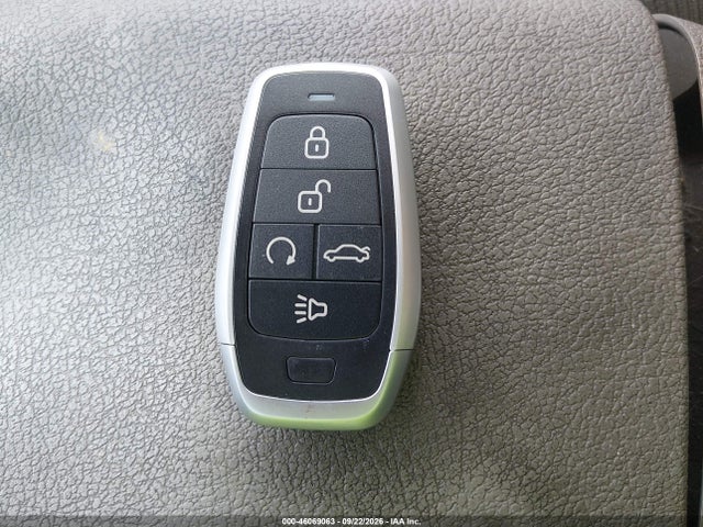 Продаж на аукціоні авто 2016 Honda Pilot Elite, vin: 5FNYF6H05GB060568, номер лоту: 46069063
