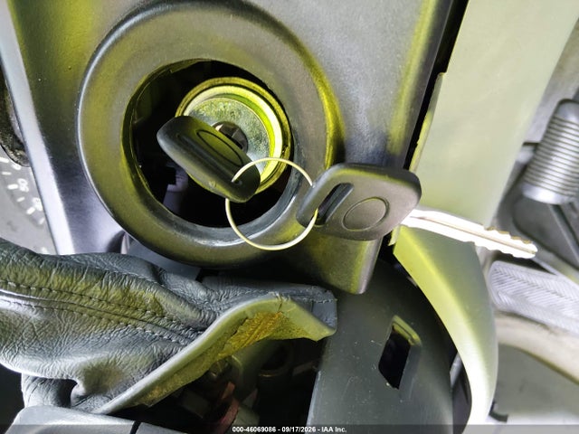 Продаж на аукціоні авто 2000 Toyota Sienna Xle, vin: 4T3ZF13C4YU317871, номер лоту: 46069086