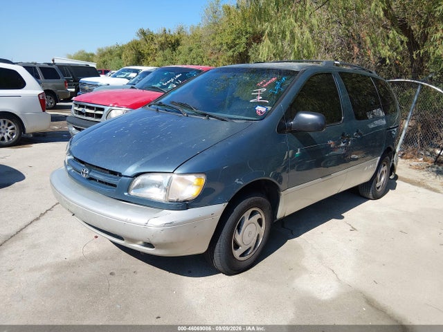 Продаж на аукціоні авто 2000 Toyota Sienna Xle, vin: 4T3ZF13C4YU317871, номер лоту: 46069086