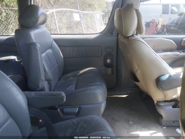Продаж на аукціоні авто 2000 Toyota Sienna Xle, vin: 4T3ZF13C4YU317871, номер лоту: 46069086