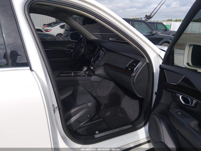 2016 Volvo Xc90 T6 Momentum მანქანა იყიდება აუქციონზე, vin: YV4A22PK3G1016504, აუქციონის ნომერი: 46069101