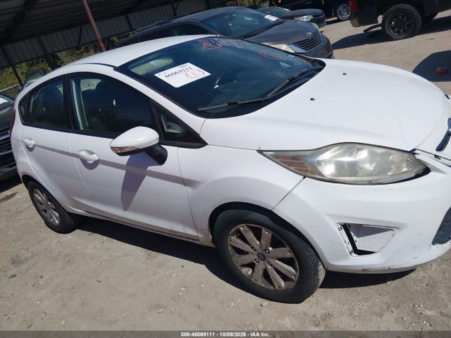 2013 Ford Fiesta Se მანქანა იყიდება აუქციონზე, vin: 3FADP4EJ8DM119333, აუქციონის ნომერი: 46069111
