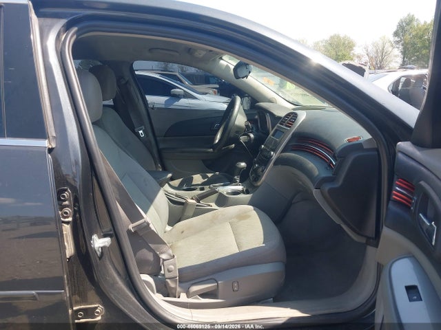 46069125 :رقم المزاد ، 1G11B5SL8EF135520 vin ، 2014 Chevrolet Malibu 1ls مزاد بيع