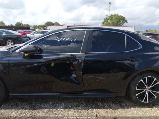 Продажа на аукционе авто 2019 Toyota Camry Se, vin: 4T1B11HK2KU203612, номер лота: 46069128