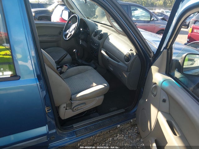 2006 Jeep Liberty Sport მანქანა იყიდება აუქციონზე, vin: 1J4GK48K36W233134, აუქციონის ნომერი: 46069148