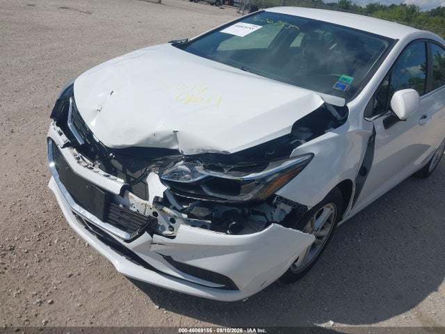 2018 Chevrolet Cruze Lt Auto მანქანა იყიდება აუქციონზე, vin: 3G1BE6SM7JS599608, აუქციონის ნომერი: 46069155
