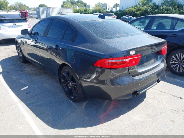 46069168 :رقم المزاد ، SAJAD4BG9HA955560 vin ، 2017 Jaguar Xe 25t Premium مزاد بيع